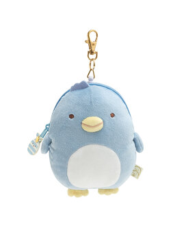 ที่ใส่บัตร Sumikko Gurashi Pen Pen Fruits Vacation Pass Case แบบตัวเพนกวินฟ้า ด้านบนมีที่ห้อยกระเป๋า ดึงยืดได้ มีช่องซิป ใส่ของใส่เหรียญได้ ขนาด 12 x 10 x 5.5 ซม.