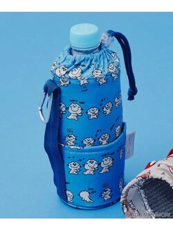 ที่ใส่ขวดน้ำ ลาย Ado Mizumori meets niko and ... สีฟ้า ขนาด 19.5 ซม. เส้นผ่านศูนย์กลาง 7.5 ซม. ใส่ขวดแบบ 500 ml ได้ มีสายคล้อง เก็บอุณหภูมิได้ดี