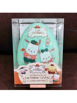 หวี Pochacco Cafe Tsubaki Hair Brush (Limited) สีเขียว ขนาด 6.5 x 9.5 ซม. ไม่มีวางขายทั่วไป มีเฉพาะที่คาเฟ่เฉพาะกิจที่ญี่ปุ่นเท่านั้น