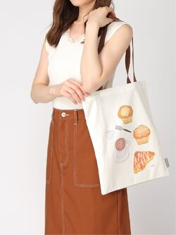 กระเป๋า Studio Clip Tote Bag ลายคาเฟ่ ผลงานจากคุณ Yusuke Yonezu ศิลปินญี่ปุ่น ขนาด 37.5 x 32.5 ซม. หูยาว 59 ซม.