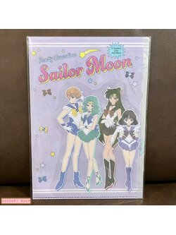 แฟ้ม A4 ลาย Sailor Moon แบบสีม่วง ด้านหน้าเป็นรูปไดคัทเปิดปิดได้