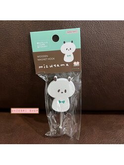 ตะขอแม่เหล็ก mizutama Wooden Magnet Hook แบบ Panda ใช้แขวนของได้ ทำจากไม้ ด้านหลังเป็นแม่เหล็ก ขนาด 3.8 x 5 x 2.5 ซม.