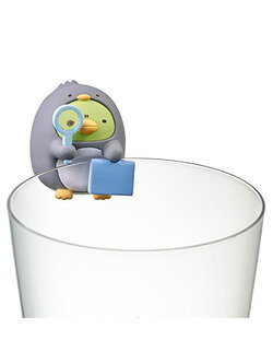 ตัวเกาะแก้ว PUTITTO Sumikko Gurashi Vol.2 แบบตัวเพนกวินเขียวใส่ชุดสีเทาถือแว่นขยาย ตัวใหญ่ เกาะแล้วน่ารัก