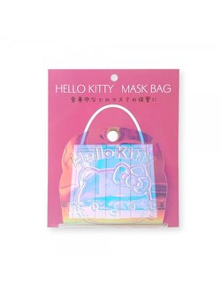 Sanrio Mask Bag แบบ Hello Kitty (2nd) เป็นที่เก็บหน้ากากอนามัยแบบพับได้ ทำจาก TPU เป็นโฮโลแกรมวิ้ง ๆ มีกระดุมติด เวลาเก็บแล้วเอาสายหน้ากากมาทำเป็นหูกระเป๋า ขนาด 12 x 12 x 1.5 ซม.