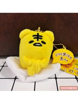พวงกุญแจ Gudetama (Limited) ตรงตัวสูงประมาณ 10 ซม. (วัดไม่รวมโซ่) แบบพรางตัวเป็นเสือเหลือง ตรงป้ายชื่อที่เป็นสกรีนมีลอกบ้าง