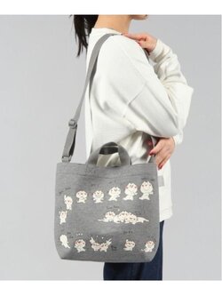 กระเป๋าสะพาย Ado Mizumori meets niko and ... 2 Way Tote Bag สีเทา ขนาด 30 x 37.5 x 10 ซม. ปรับสายได้