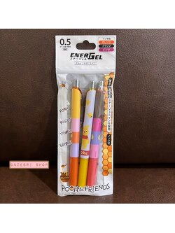 เซ็ตปากกา Pentel Energel 3 แท่ง ลาย Pooh & Friends มีขายใน Disney Store Japan เท่านั้น หัว 0.5 หมึกสี Orange, Black, Pink
