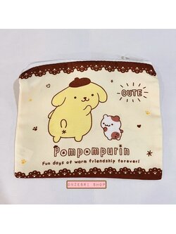 กระเป๋า Pompompurin Bag-Liked Pouch แบบสีเหลือง-น้ำตาล ขนาด 14.5 x 11.5 ซม. ทำเป็นลายกระเป๋าน่ารัก มีซิปปิดเปิดด้านบน ทำจากผ้า