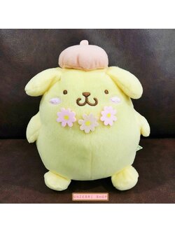 ตุ๊กตา Pompompurin ประดับดอกไม้สีชมพู ขนาด 20 x 22 ซม.