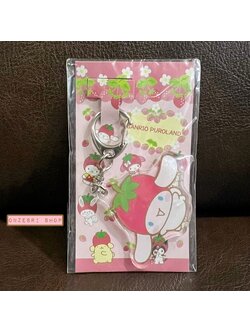 พวงกุญแจ Cinnamoroll Strawberry จาก Sanrio Puroland (Limited) ขนาด 7 x 5.5 ซม. ทำจากอะคริลิค