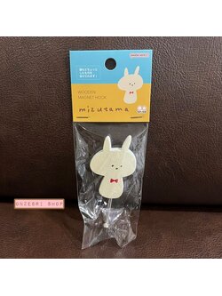 ตะขอแม่เหล็ก mizutama Wooden Magnet Hook แบบ Rabbit ใช้แขวนของได้ ทำจากไม้ ด้านหลังเป็นแม่เหล็ก ขนาด 3.8 x 5 x 2.5 ซม.