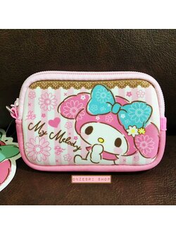 กระเป๋า Pouch ลาย My Melody สีชมพูลายดอกไม้กับหัวใจ ขนาด 12 x 8.2 x 2 ซม. ใส่บัตร ใส่เงิน หรือของเล็กน้อยได้ค่ะ
