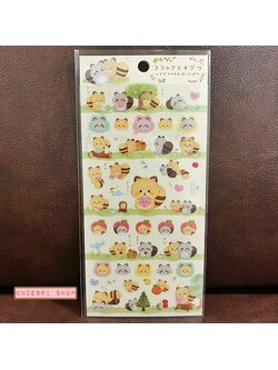 สติกเกอร์ Kokoro Raccoon Hug Makes Your Heart Warm Sticker แบบสีขาว ขนาด 20 x 9.5 ซม.