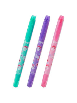 ปากกา Tombow Playcolor Dot Sanrio Japan ลาย My Melody เป็นปากกาเมจิกแบบสี 2 หัว แบบเขียนได้หัว 0.3 และแบบ Dot หัว 5 mm ใช้เขียน วาดรูป ทำงานฝีมือได้ มี 3 สีในเซ็ต (Sakura, Lilac, Mint Green)