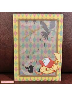 แฟ้มเล็กครึ่ง A4 ขนาด 14.5 x 20.5 ซม. Pocket Monster Mini Clear File ลายกรอบสีเหลือง มาพร้อมซองกระดาษใส่ลายเฉพาะ ไม่มีวางจำหน่ายทั่วไปนะคะ ต้องกดตู้ที่ญี่ปุ่นมาค่ะ