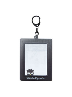 พวงกุญแจเฟรมการ์ด/โพลารอยด์/รูป/บัตร แบบขอบวิ้ง ของแท้จาก Sanrio Japan สายติ่ง สายไอดอล ต้องมี ! ขนาด 9.1 x 0.3 x 12.6 ซม. ทำจาก PVC แบบ Badtz Maru