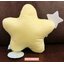 ตุ๊กตา Sumikko Gurashi Hoshizora Sampo แบบดาวสีเหลืองถือคฑา ขนาด 32 x 26 ซม.