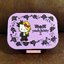 กล่องเก็บของ Yoshikitty Accessory Case & Mirror (Limited) สีม่วง ขนาด 15.5 x 11.3 x 5.8 ซม. ด้านในเป็นกระจก มีช่องแบ่งเก็บของ ไม่มีวางขายทั่วไป เป็นแบบต้องลุ้นกับทางหน้าร้าน Sanrio ที่ญี่ปุ่นเท่านั้น