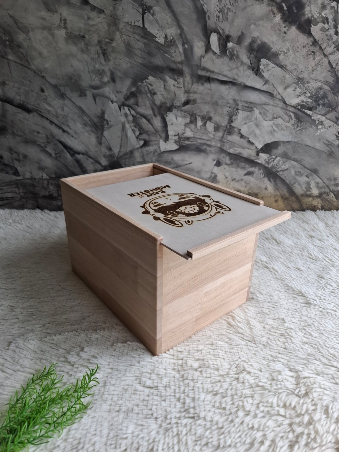 กล่องไม้ใส่งานโมเดล