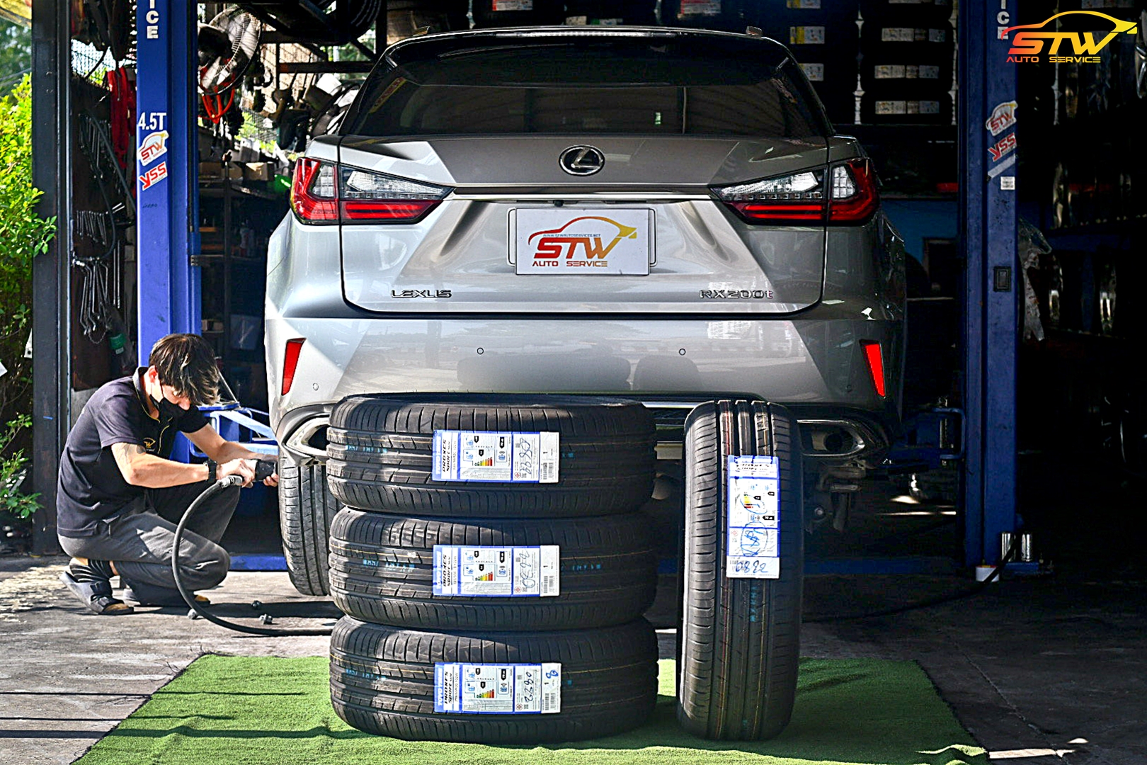 ยาง TOYO PROXES SPORT SUV 235/55R20 102W ติดตั้งใส่ LEXLIS RX200T