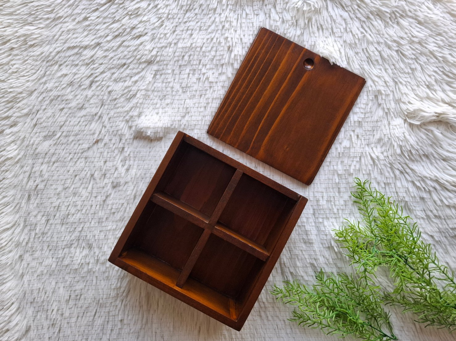 กล่องไม้สนฝาสไลด์