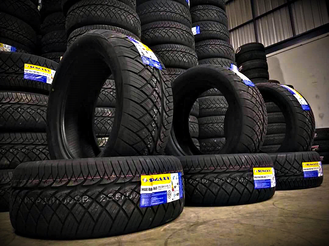 SUMAXX MAX RACING 86S 255/50R18 (ราคา 2 เส้น)