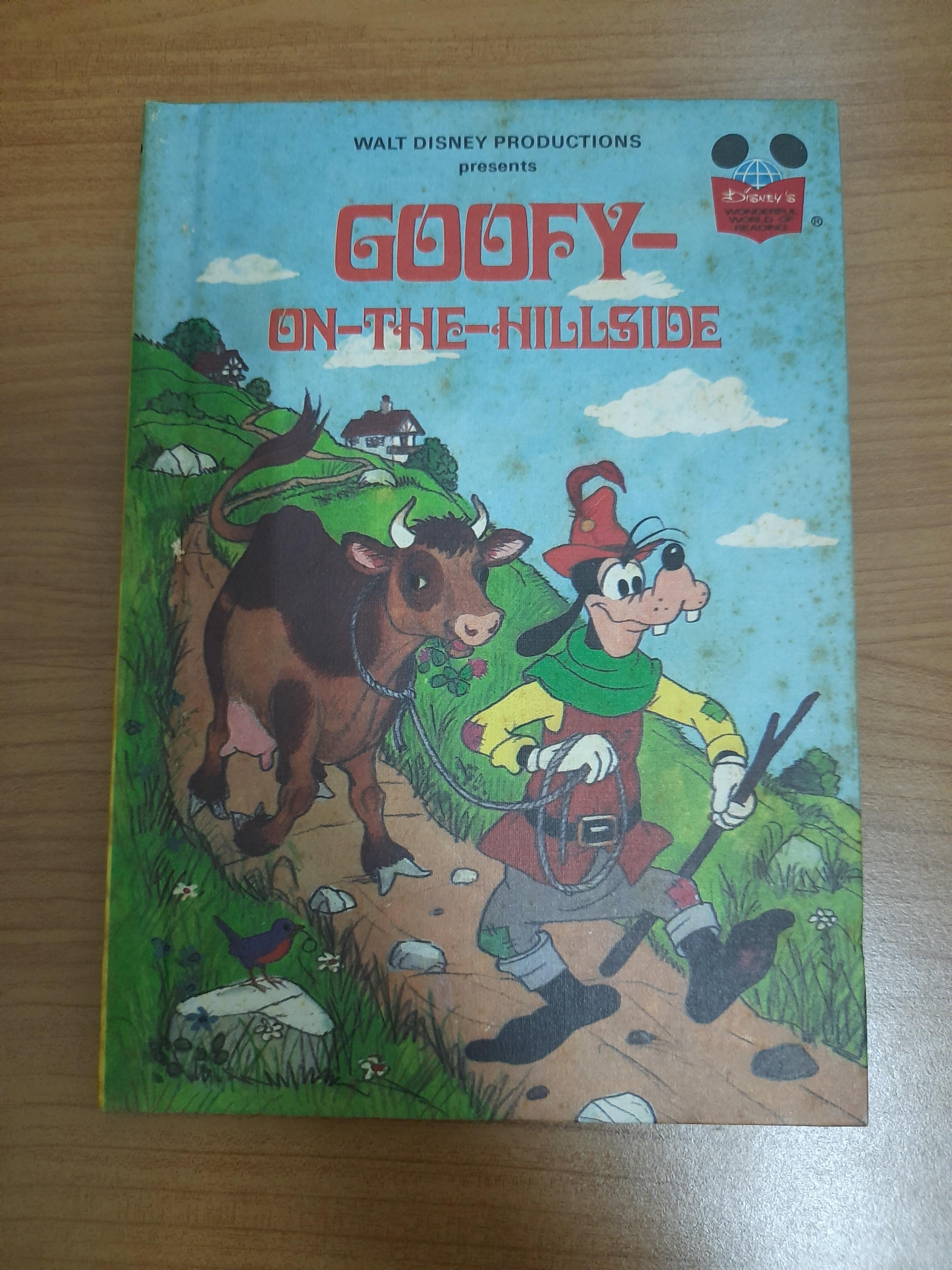 WALT DISNEY : GOOFY ON THE HILLSIDE