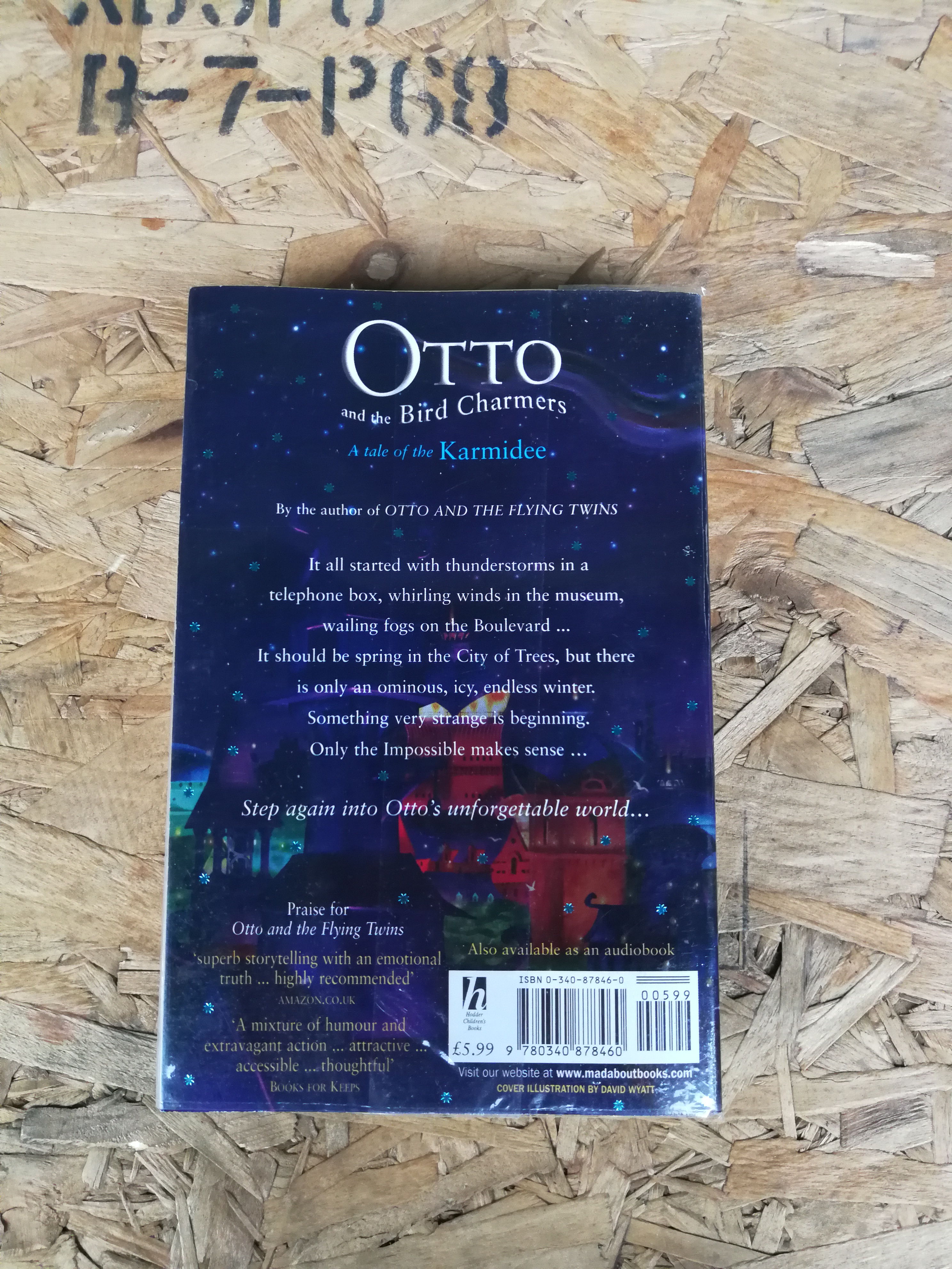 OTTO and the Bird Charmers / CHARLOTTE HAPTIE