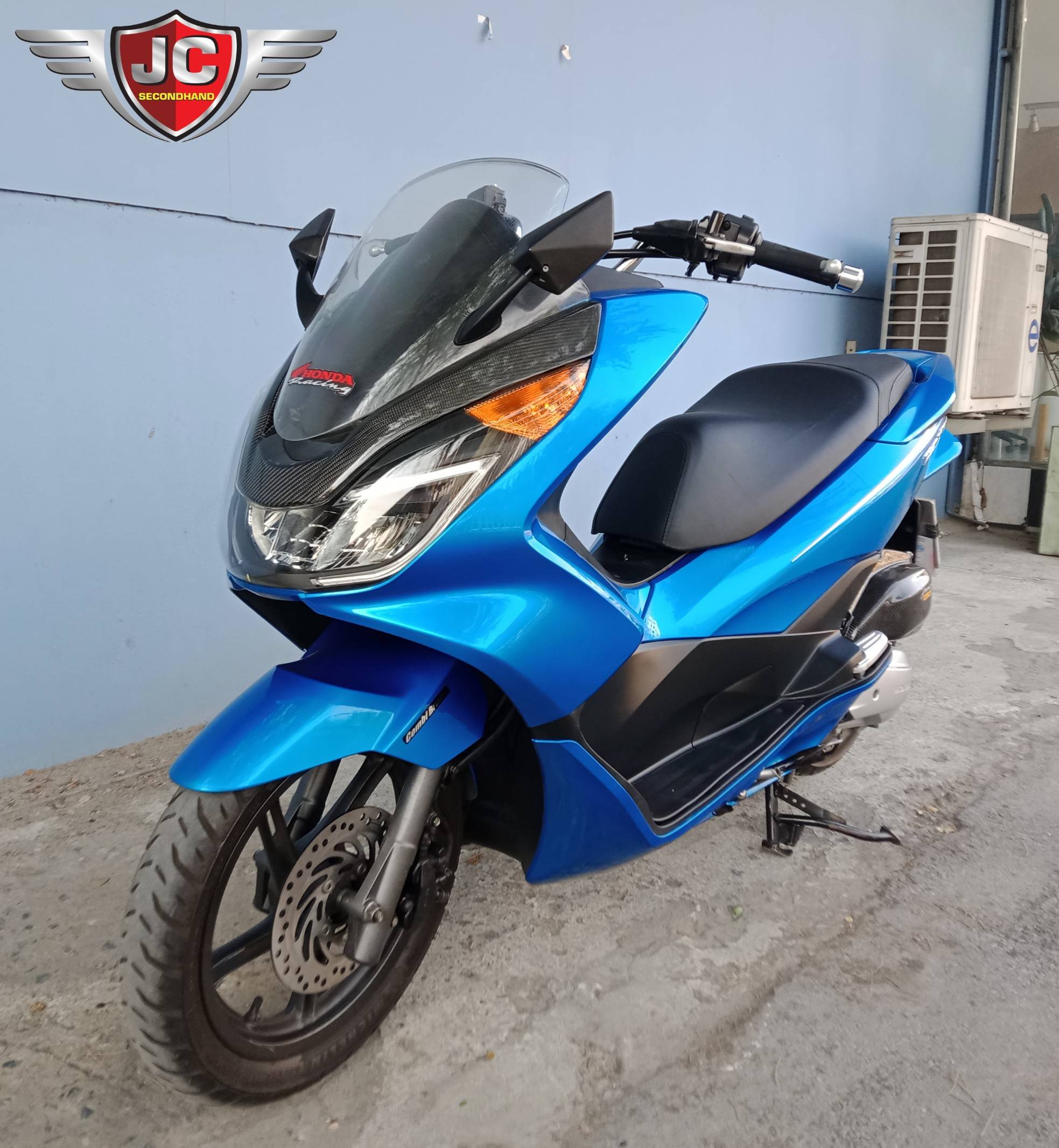 มาล่ะเด้อ ใครถามหา HONDA PCX 150 ปี 60 เครดิตดี ออกรถ 3,300 บาท เครื่องดี สีเดิมทั้งคัน แววดี มีอนาคต