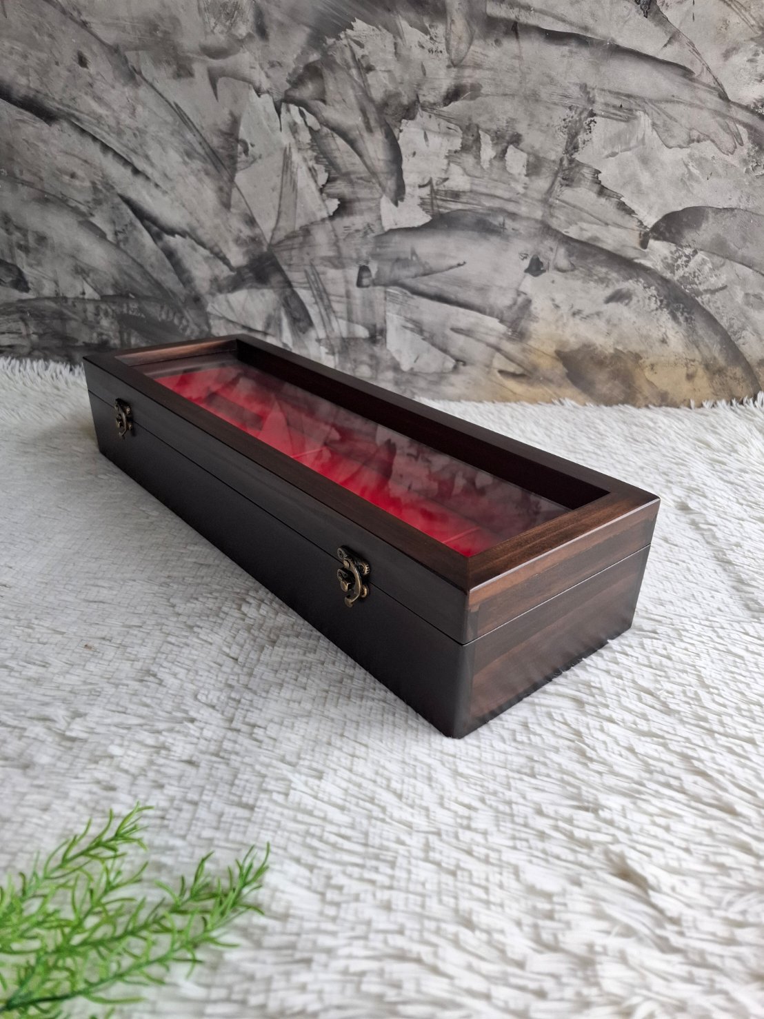 กล่องไม้ใส่มีดโชว์