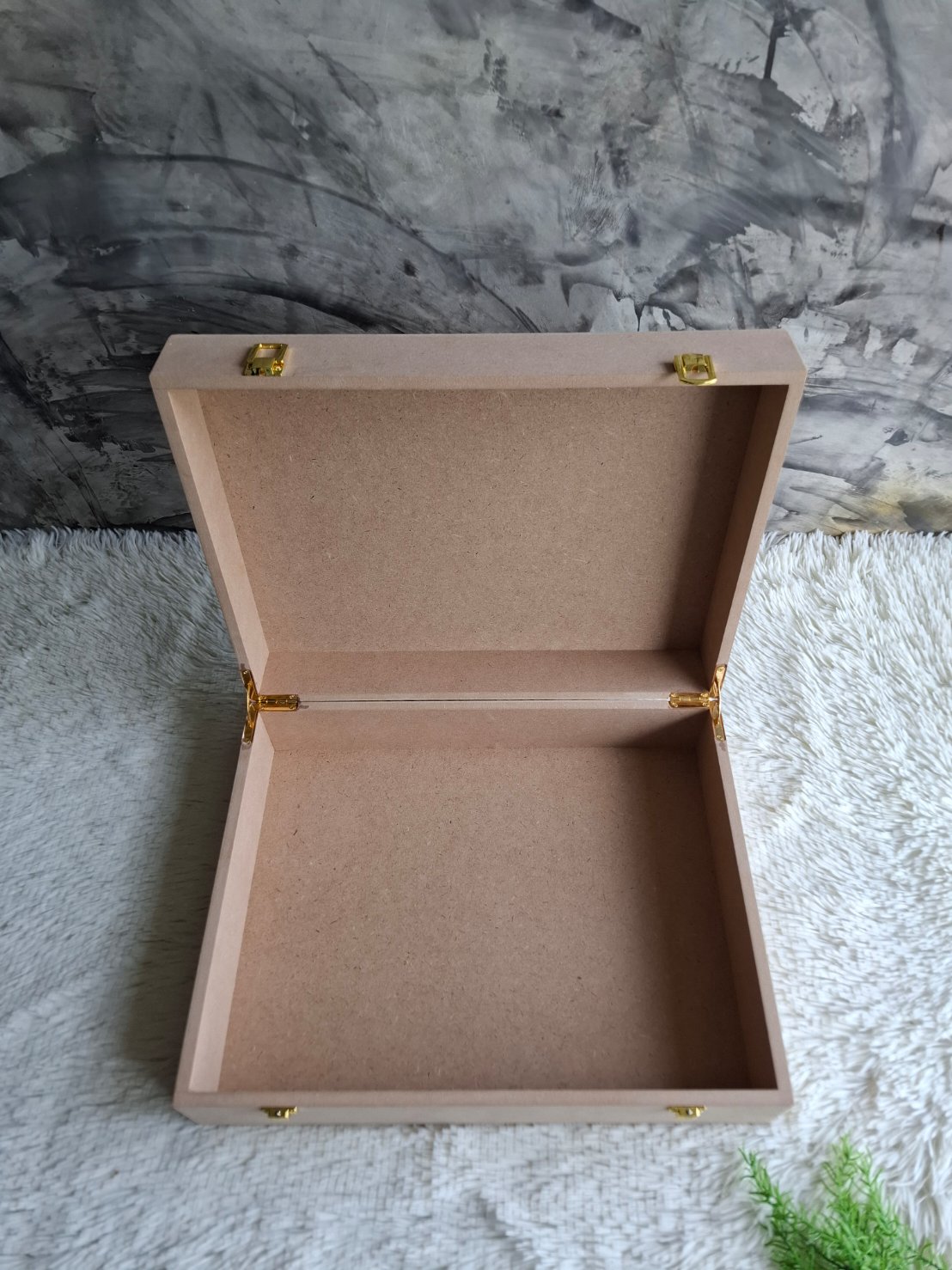 กล่องไม้ MDF. แบบฝาล็อค