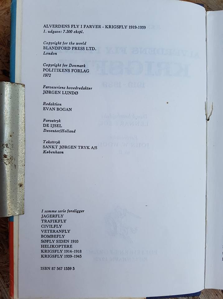 KRIGSFLY 1919 - 1939 / Politikens Forlag