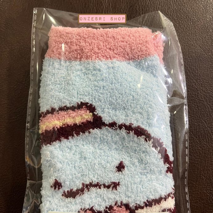 ถุงเท้า Sumikko Gurashi - Hotel New Sumikko (Limited) แบบ Tokage ขนาด 22-24 ซม. ไม่มีขายทั่วไป เป็นแบบต้องลุ้นกับทางหน้าร้าน San-X ที่ญี่ปุ่นเท่านั้น