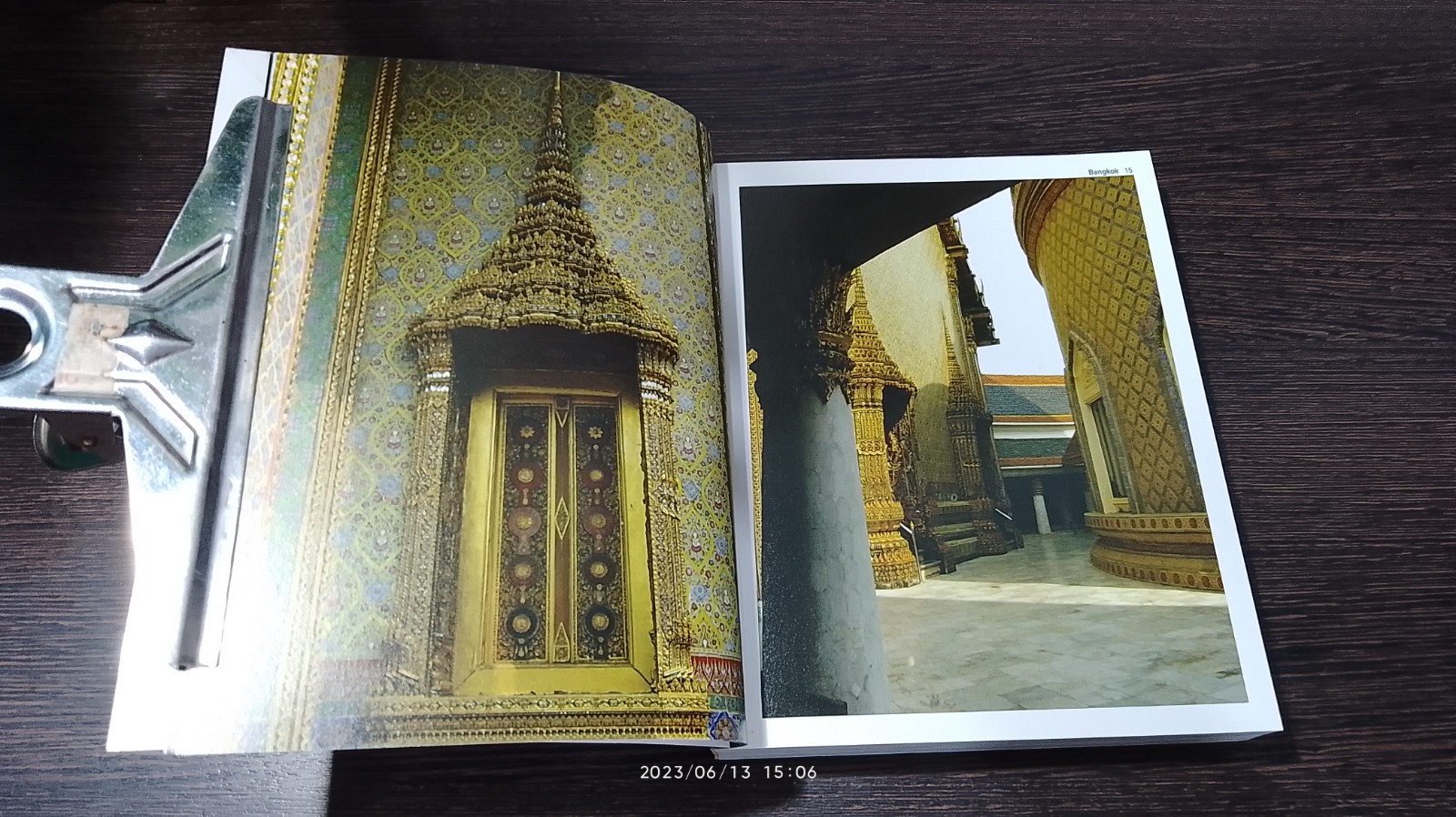 DOORS & WINDOWS / นิธิ สถาปิตานนท์