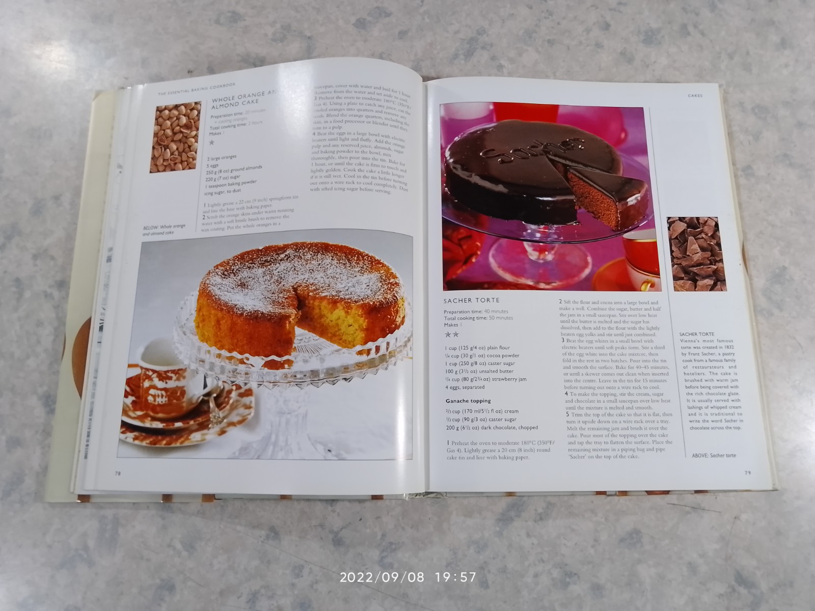 THE ESSENTIAL BAKING COOKBOOK