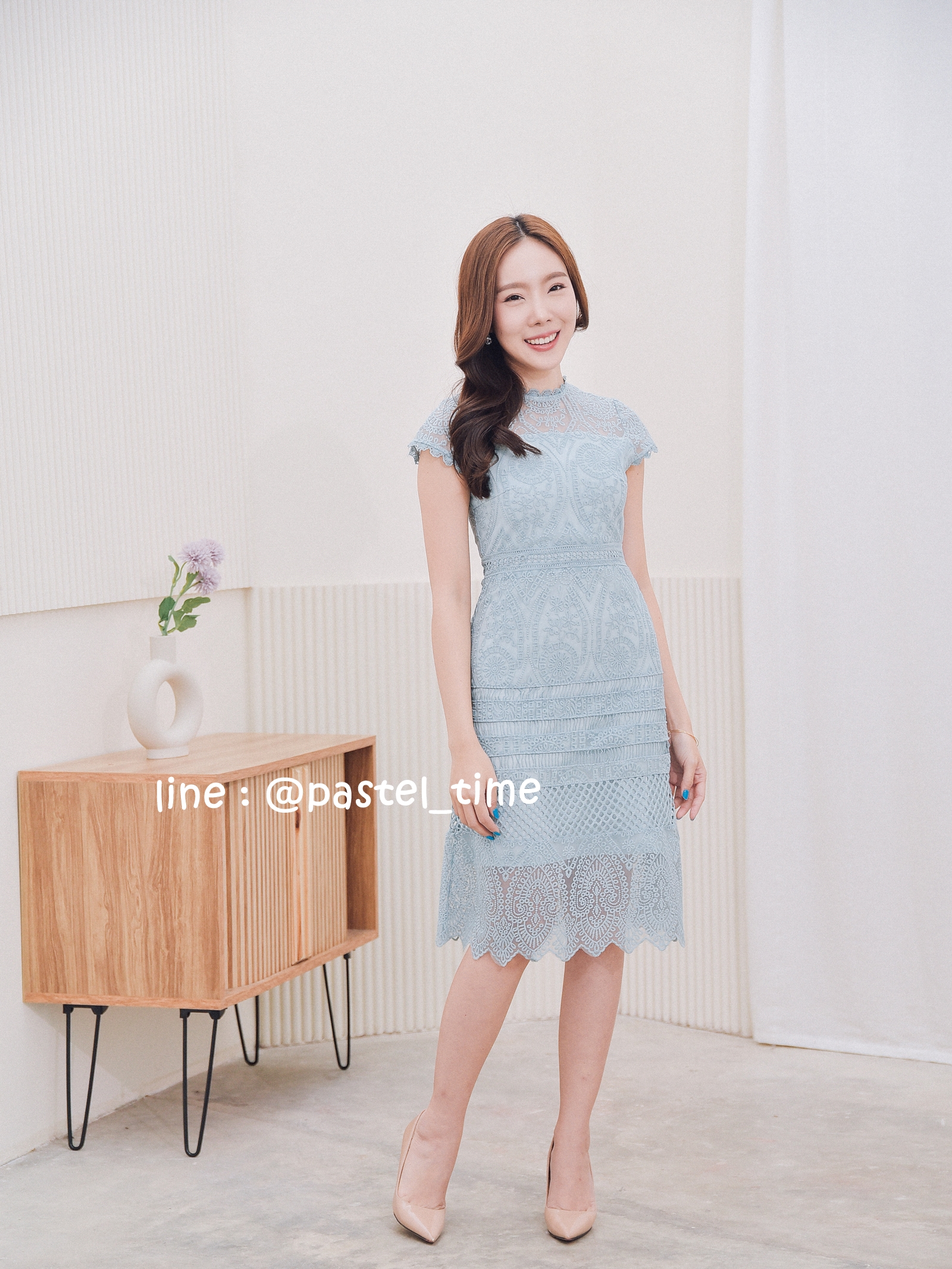 Harmonia Lace Dress : สีฟ้า ** มีแต่ 2 XL**
