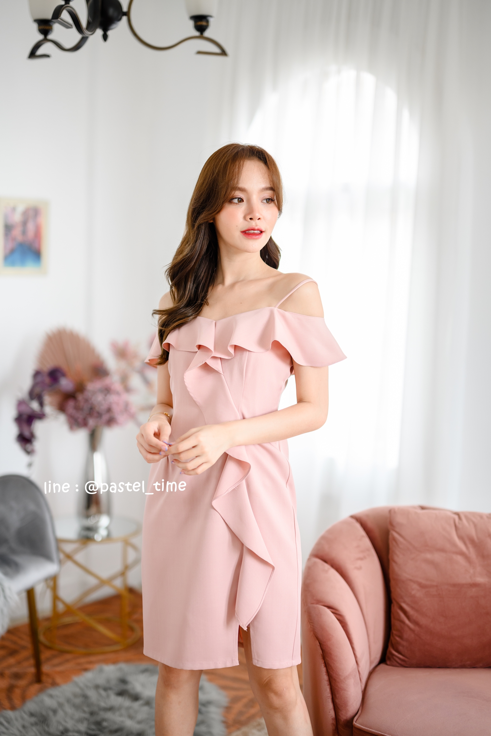Kathy Off Shoulder Dress - สีชมพู **มีแต่S**
