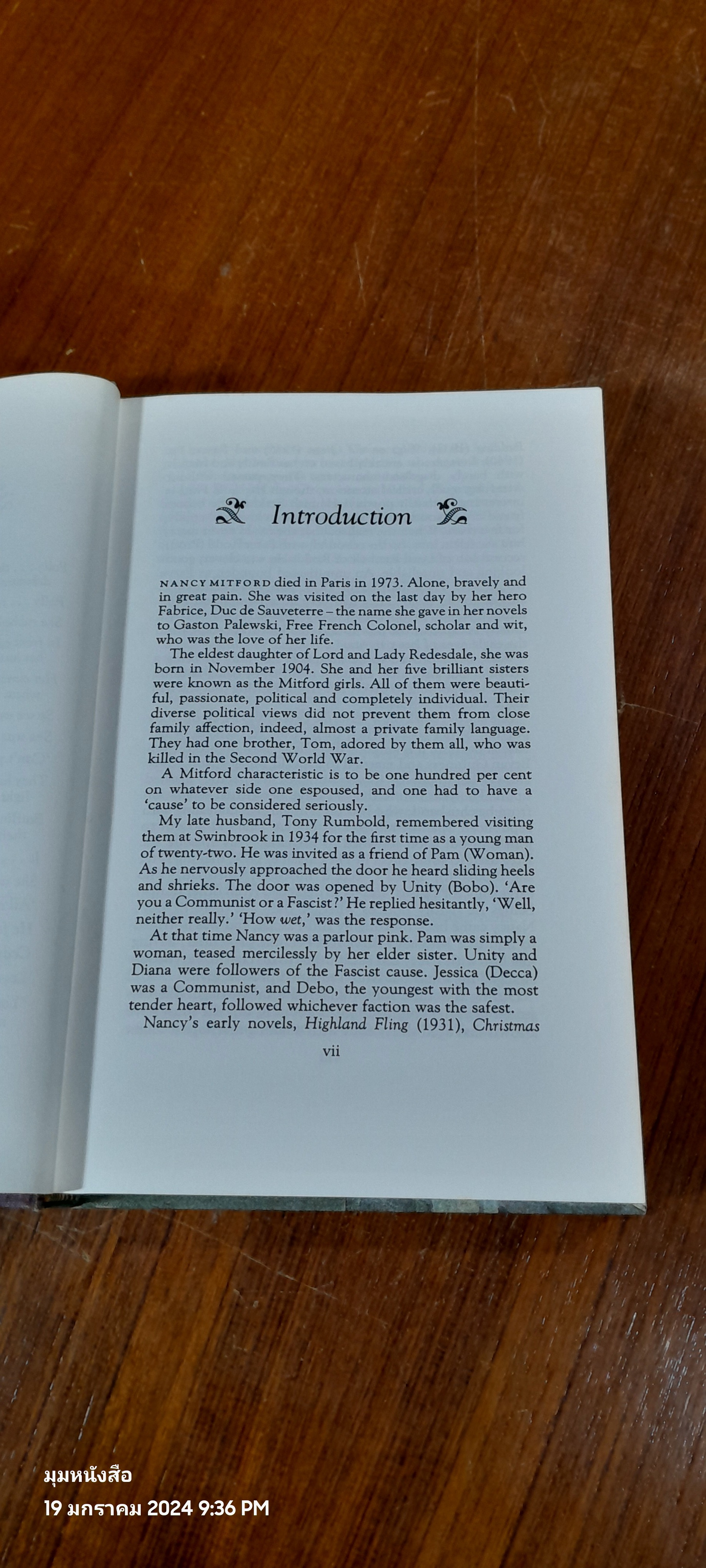 LOVE IN A COLD CLIMATE : Nancy Mitford