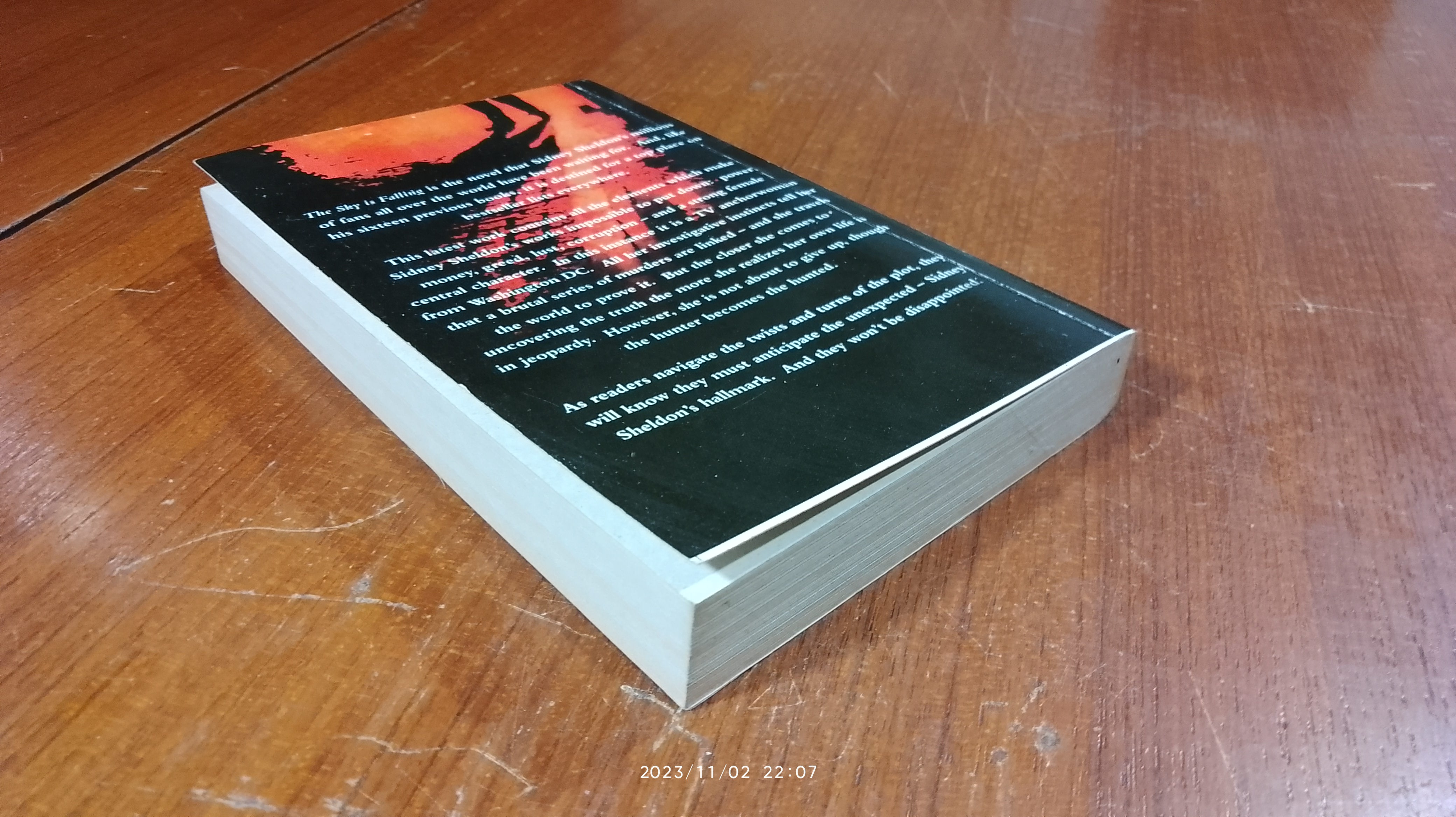 ล้างตระกูลเทวดา / สุวิทย์ ขาวปลอด แปล