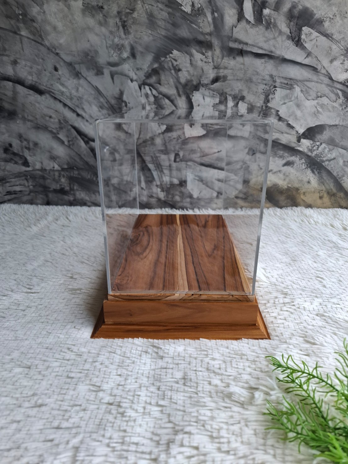 แท่นว่างไม้สัก (ใหญ่)