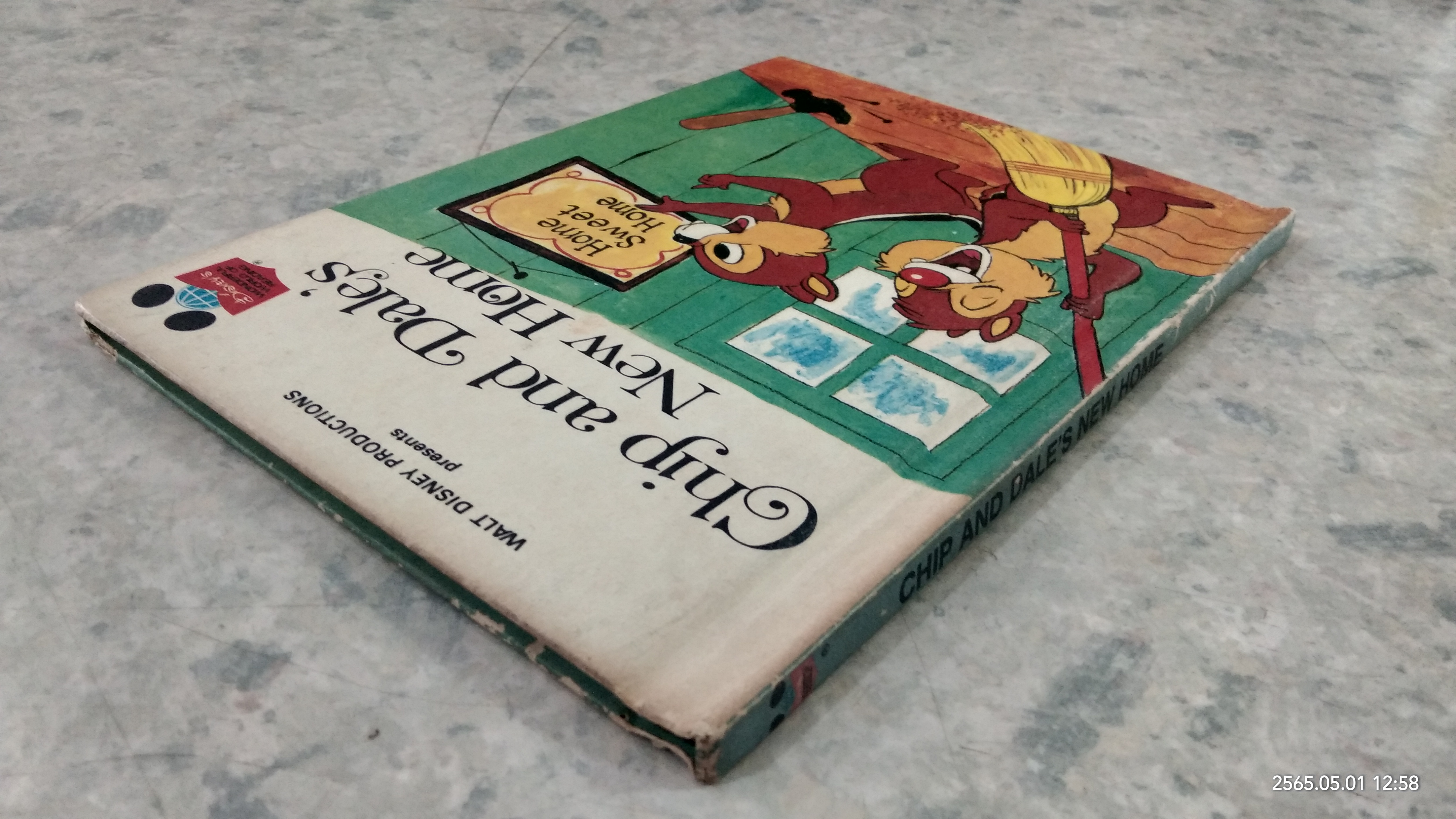 WALT DISNEY PRODUCTIONS : CHIP AND DALE'S NEW HOME