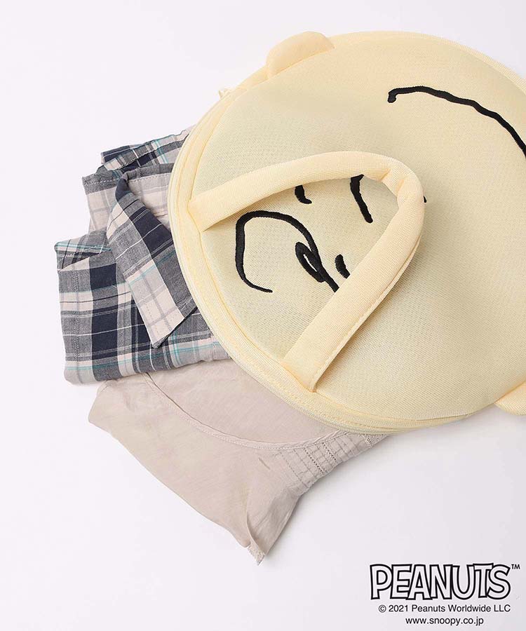 กระเป๋าหิ้ว Snoopy ChaLaundrin Bag แบบหัว Charlie Brown ขนาด 28 x 28 x 3 ซม. หูยาว 31.5 ซม. เป็นผ้าเหมือนถุงซักผ้า เอาไว้ใส่ผ้าลงเครื่องได้ หรือใส่ของปกติได้ ใบใหญ่ มีหูหิ้ว