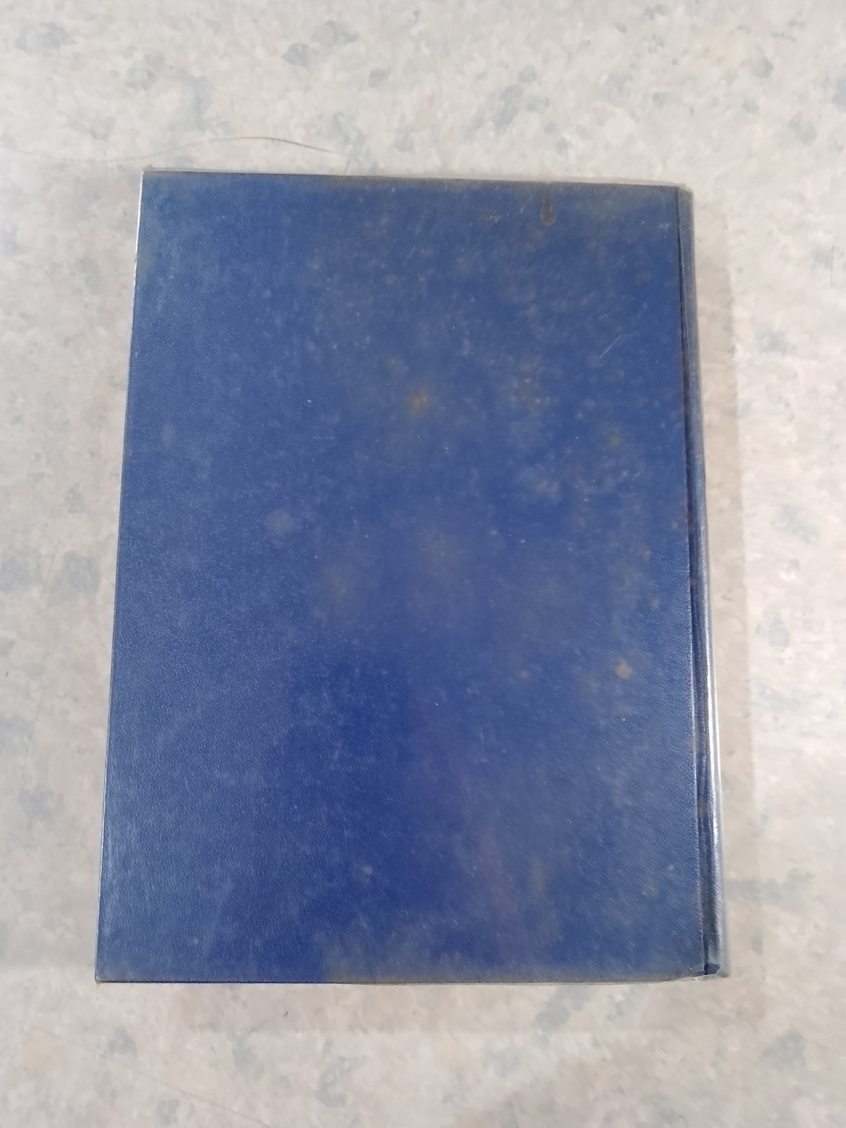 ฐานันดรสี่ ชีวิตนักหนังสือพิมพ์ / ประยุทธ สิทธิพันธ์