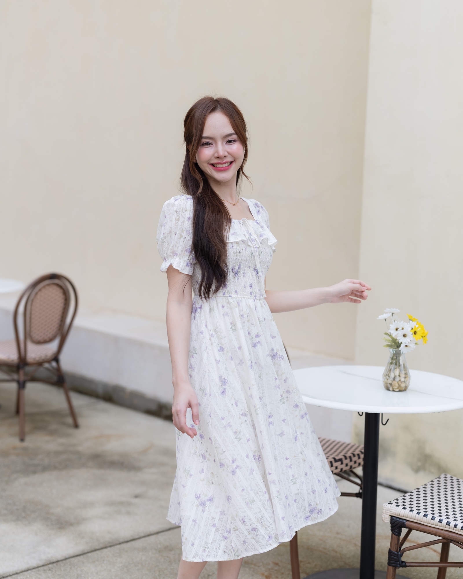 Florence Vintage Dress : ลายดอกไม้สีม่วง