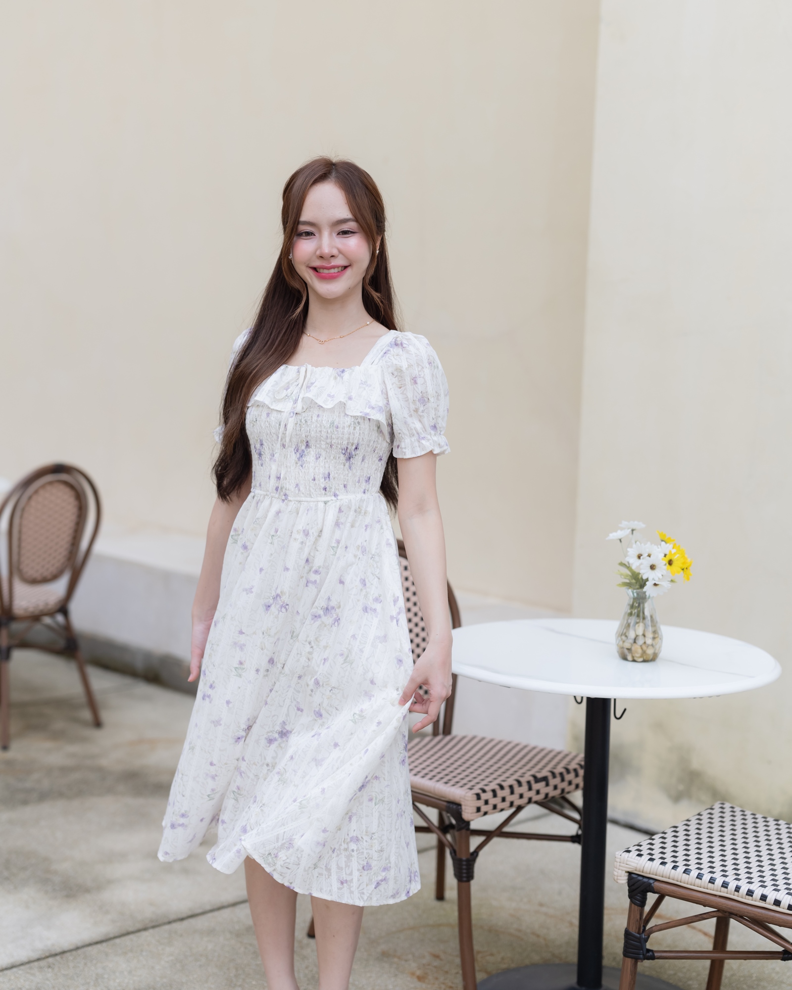 Florence Vintage Dress : ลายดอกไม้สีม่วง
