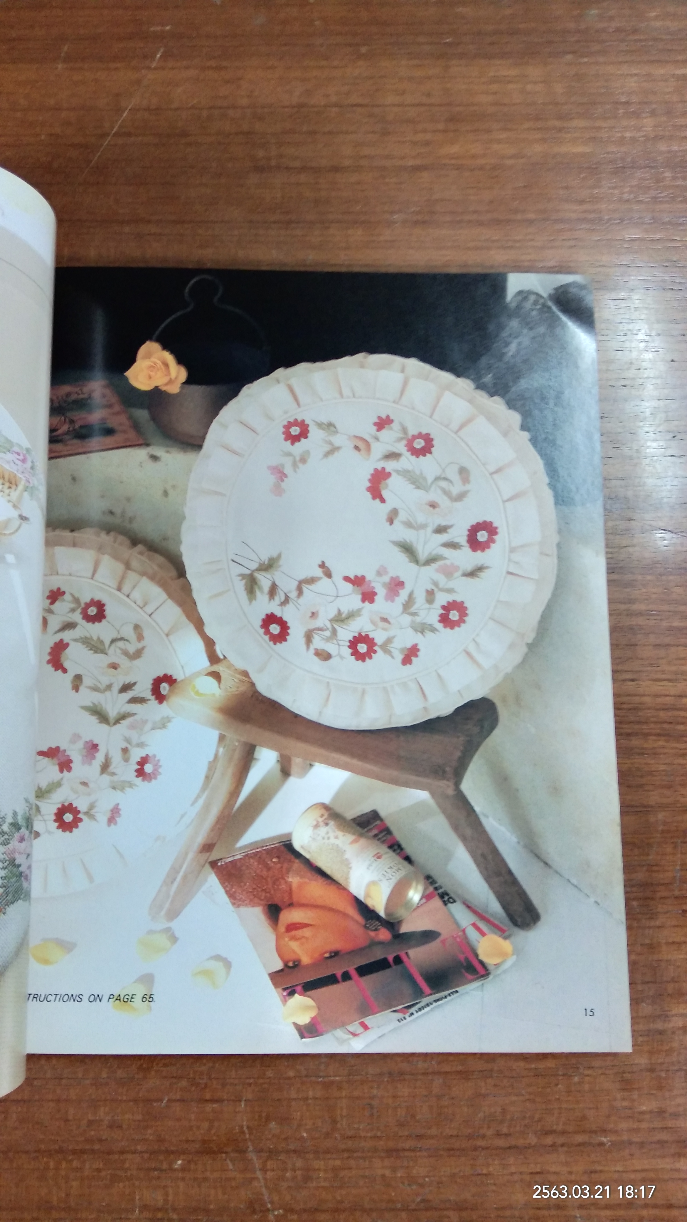 ELEGANT CROSS-STITCH AND EMBROIDERY