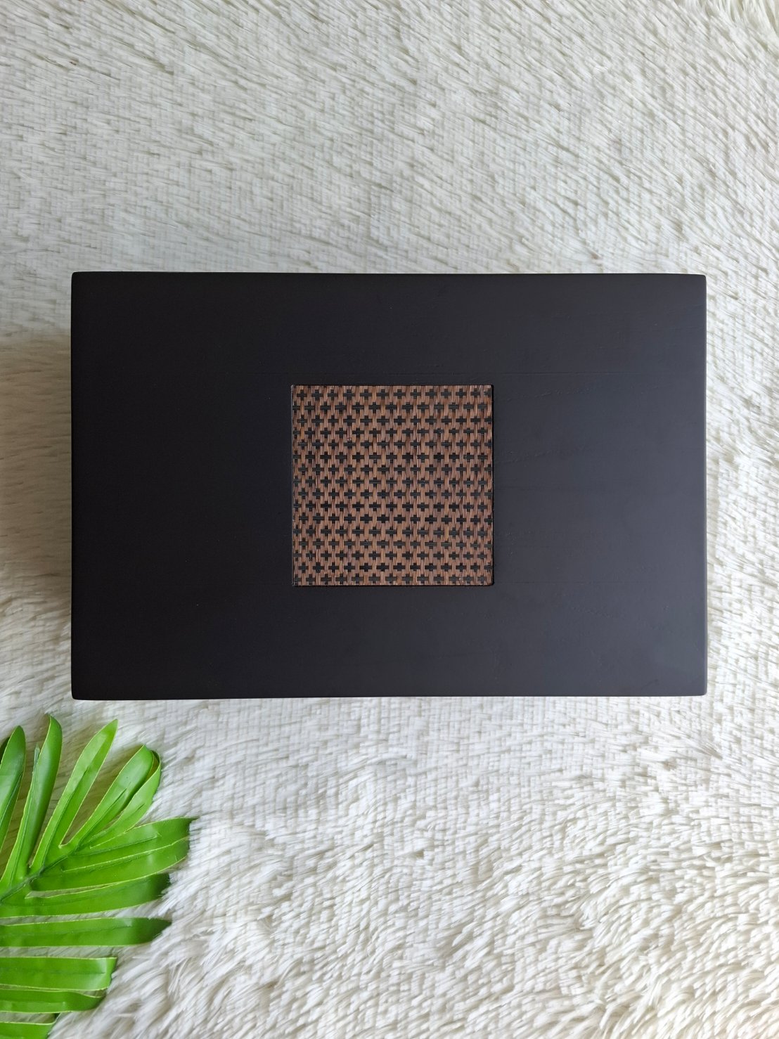 กล่องไม้สัก