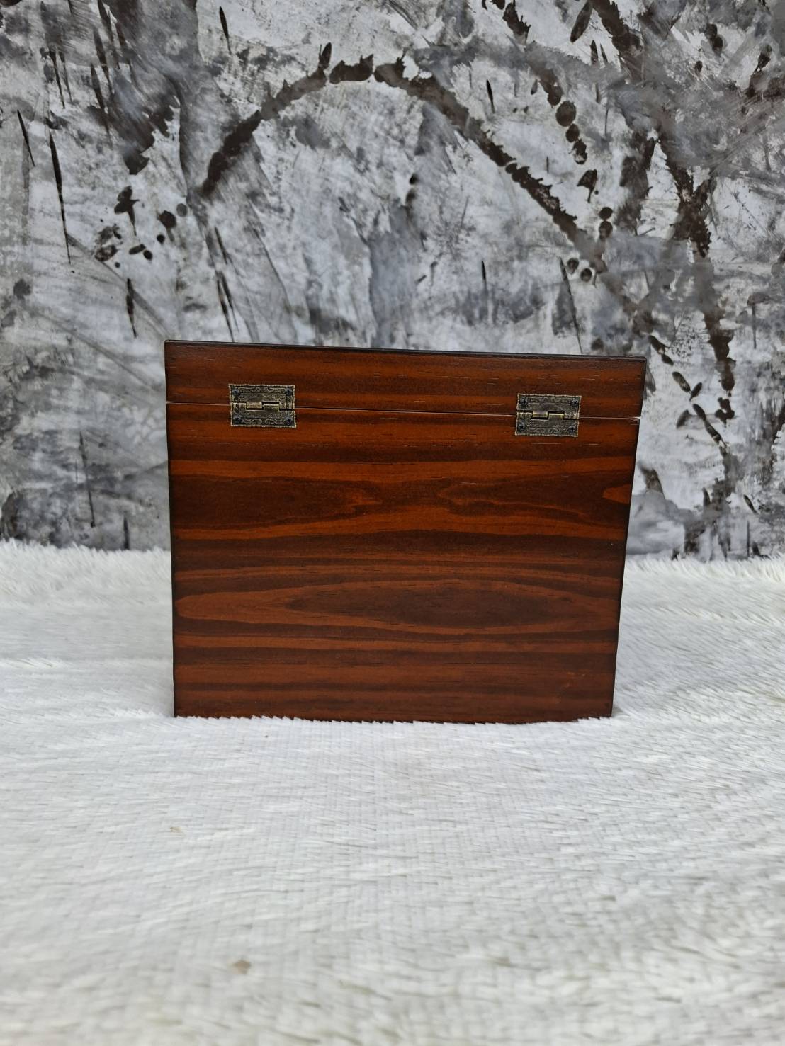 กล่องเก็บโกศอัฐิ