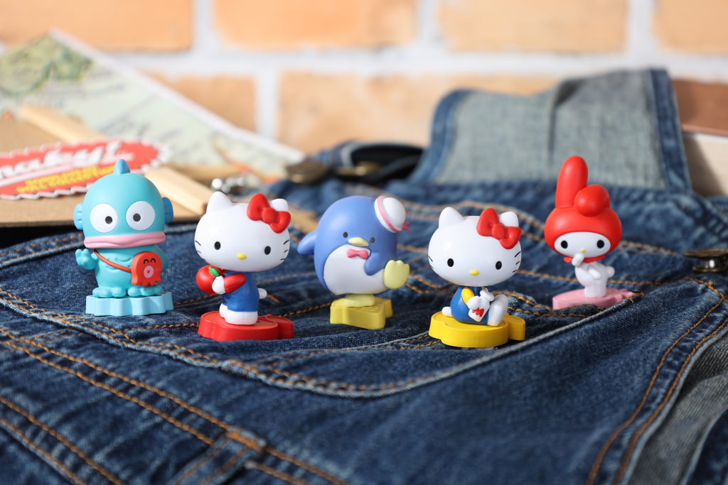 Shaky ! Sanrio Bobblehead Doll Collection เป็นโมเดลแบบโยกได้ ตั้งได้ ขนาด 4.5 ซม. มี 5 แบบให้เลือก