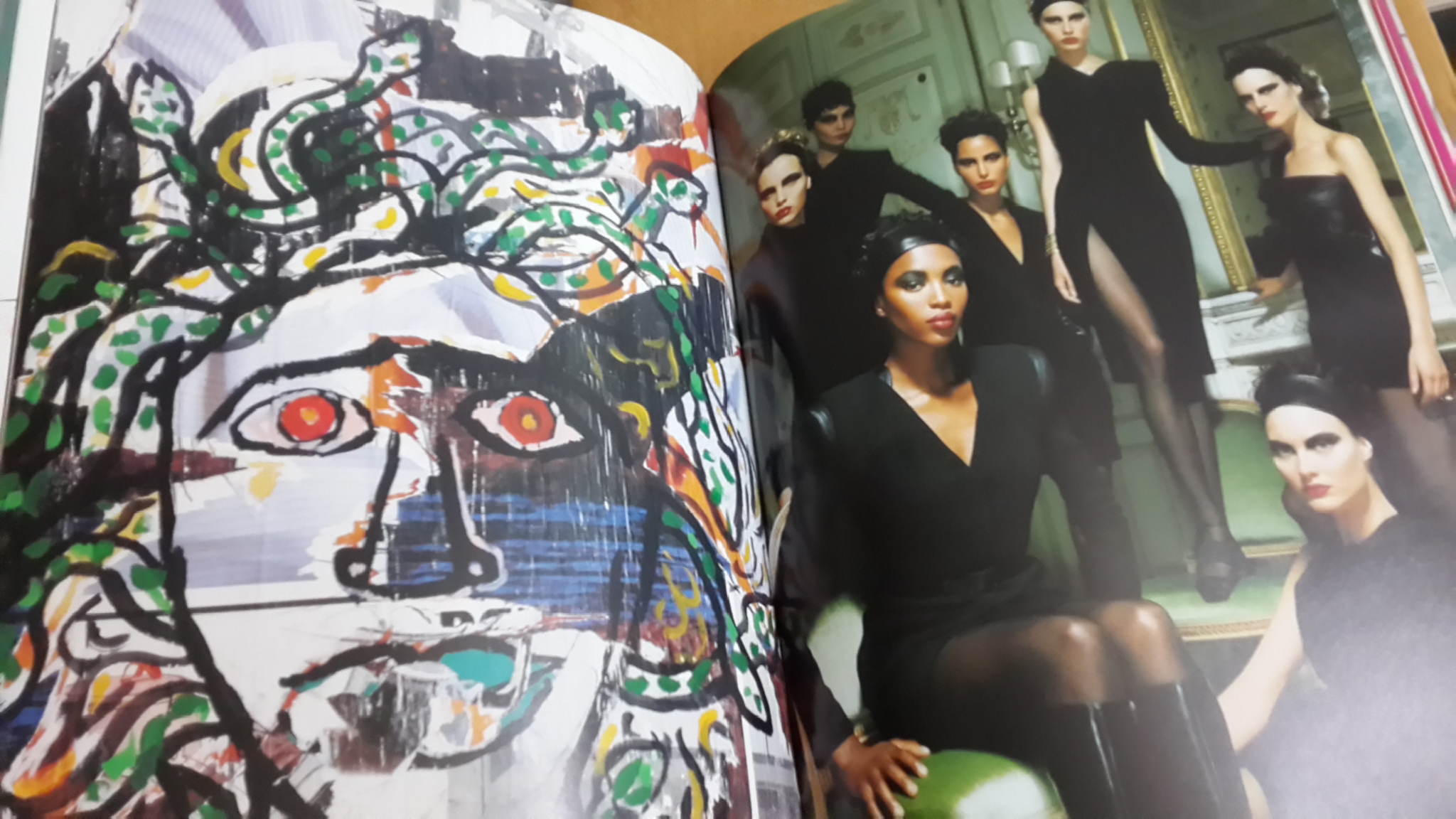 The Art of Being You / GIANNI VERSACE (ปกแข็ง)